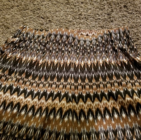 Pattern style loose fitting pants - Picture 2 of 2